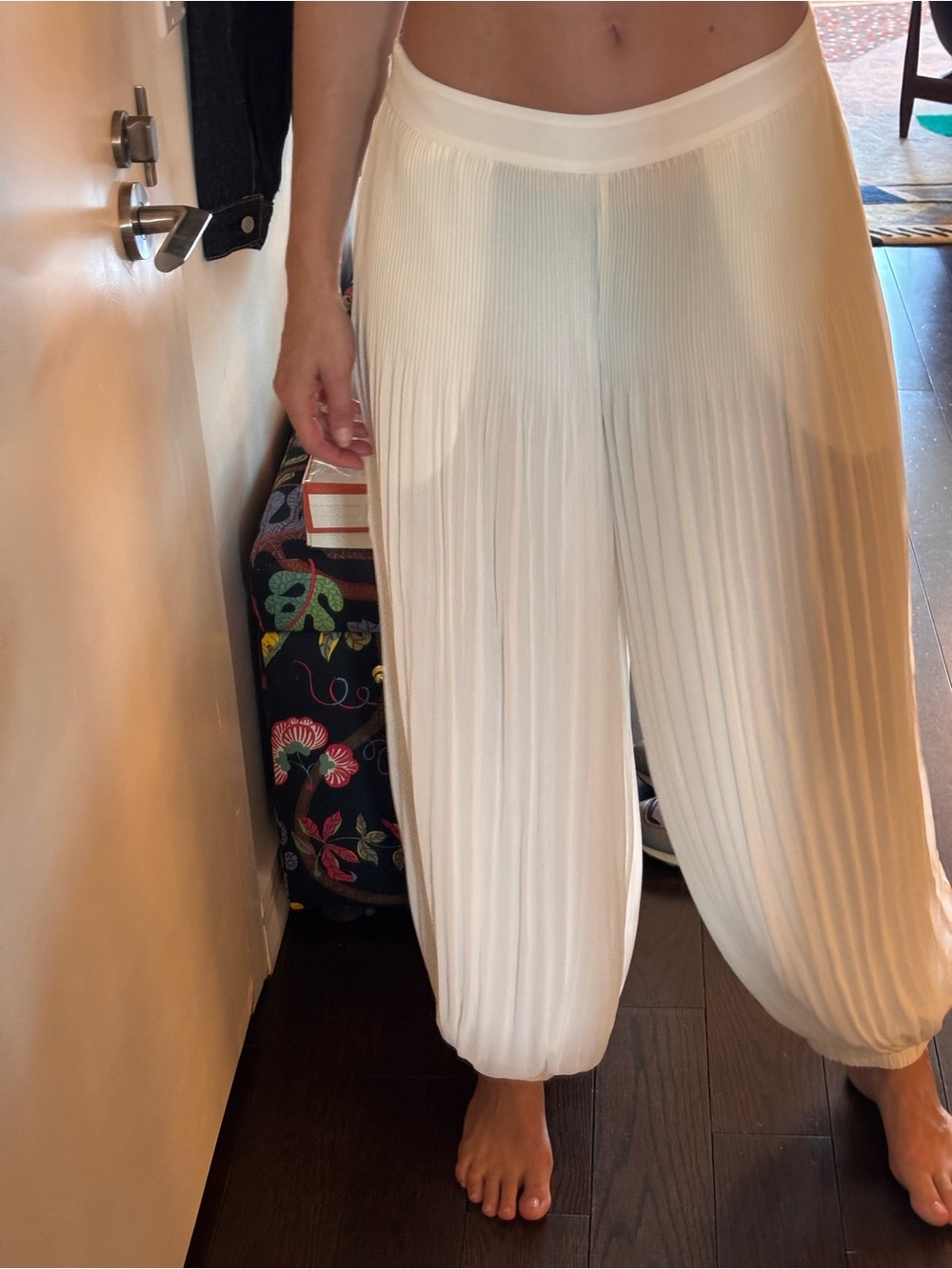 Women's White Pleated Wide-Leg Jumpsuit Pants - Picture 2 of 4